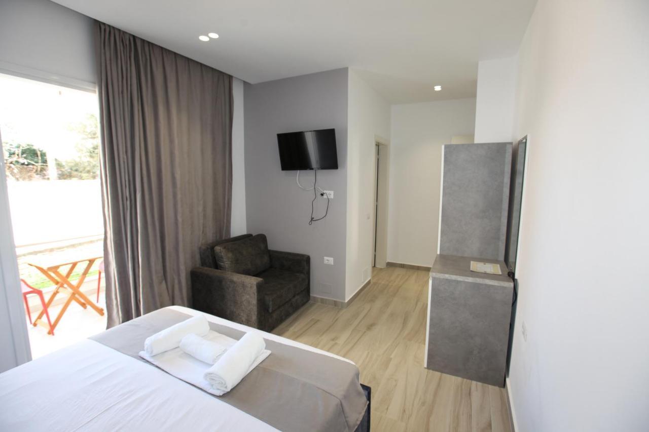 Hotel Bega Ksamil Exterior photo